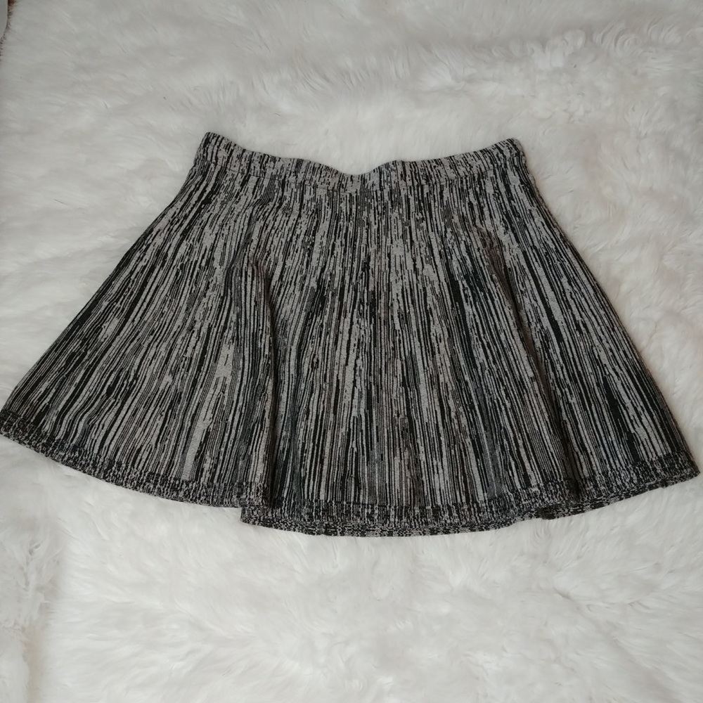 Candies black and white skirt